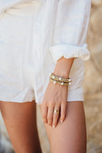 Load image into Gallery viewer, The Pearly Gold Bracelet
