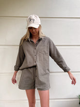 Load image into Gallery viewer, Utility Shirt - Khaki

