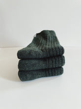 Load image into Gallery viewer, Chunky Knit Merino Wool Socks - Olive
